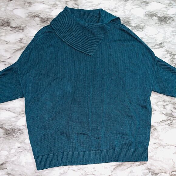 CABI Fold Over Cowl Neck Sweater Dolman Sleeves Knit Relaxed Green Women Sm - Picture 1 of 6